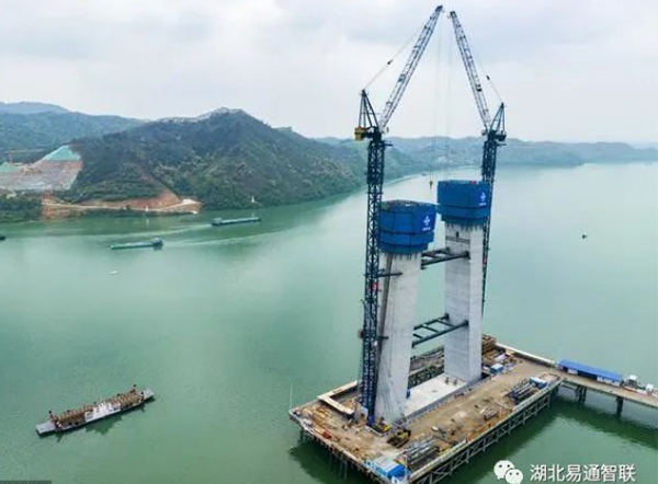 潯江特大橋爬模安全監控系統順利完工