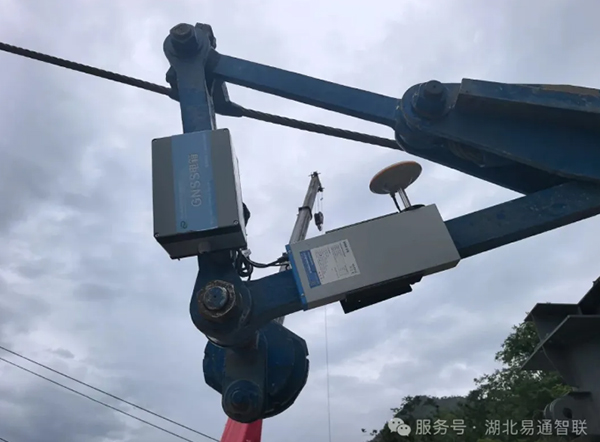 數據驅動預警革新｜黃泥梁子大橋監測系統